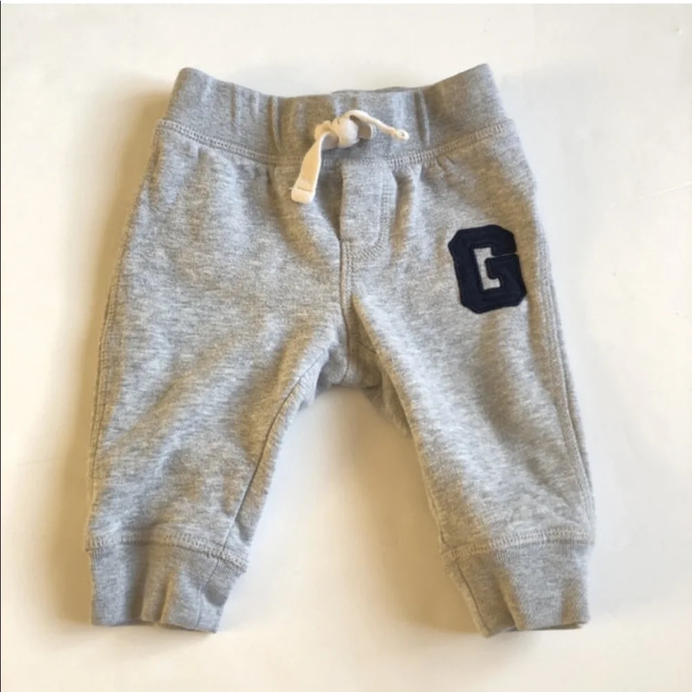 GAP red blue